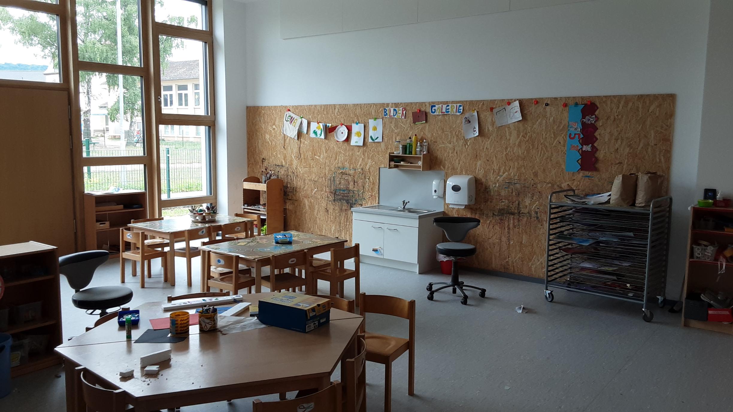 Man sieht das Atelier der KiTa