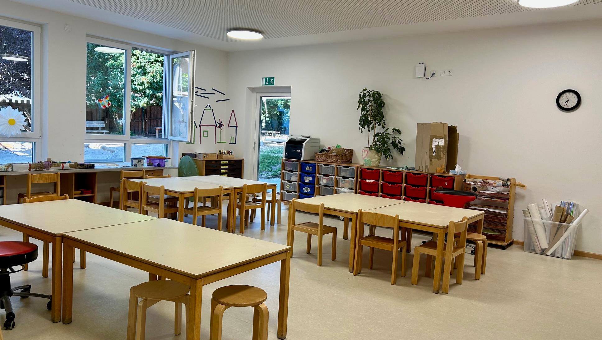 Man sieht das Atelier der KiTa