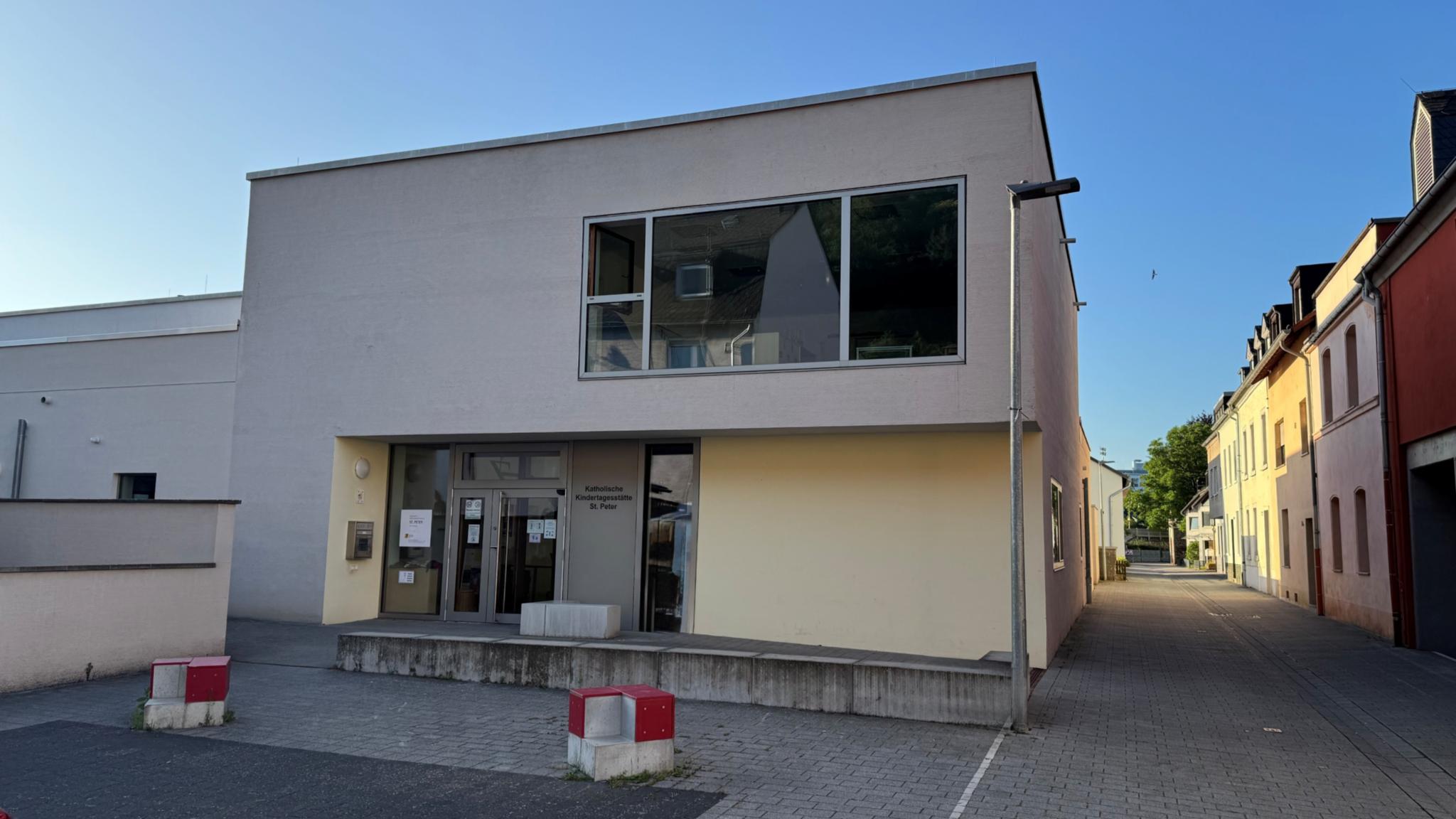 Trier-Ehrang, St. Peter Einrichtung Foto 2